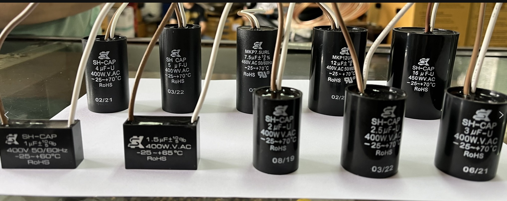 แคปพัดลม แบบกลม SK (ทรงกระบอก) แบบขาเสียบ ขนาด 60 MFD (รหัสสินค้า 013215)