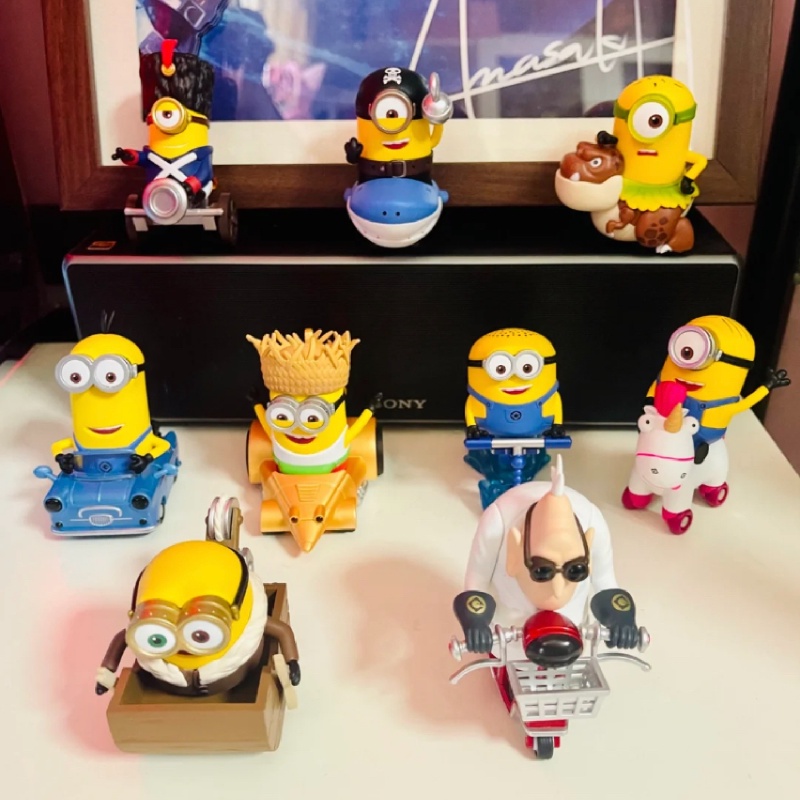 Minions Rides Series - 100% - ของแท้ - Pop Mart [โมเดลมินเนี่ยน] (สินค้าพร้อมส่ง) สำเนา