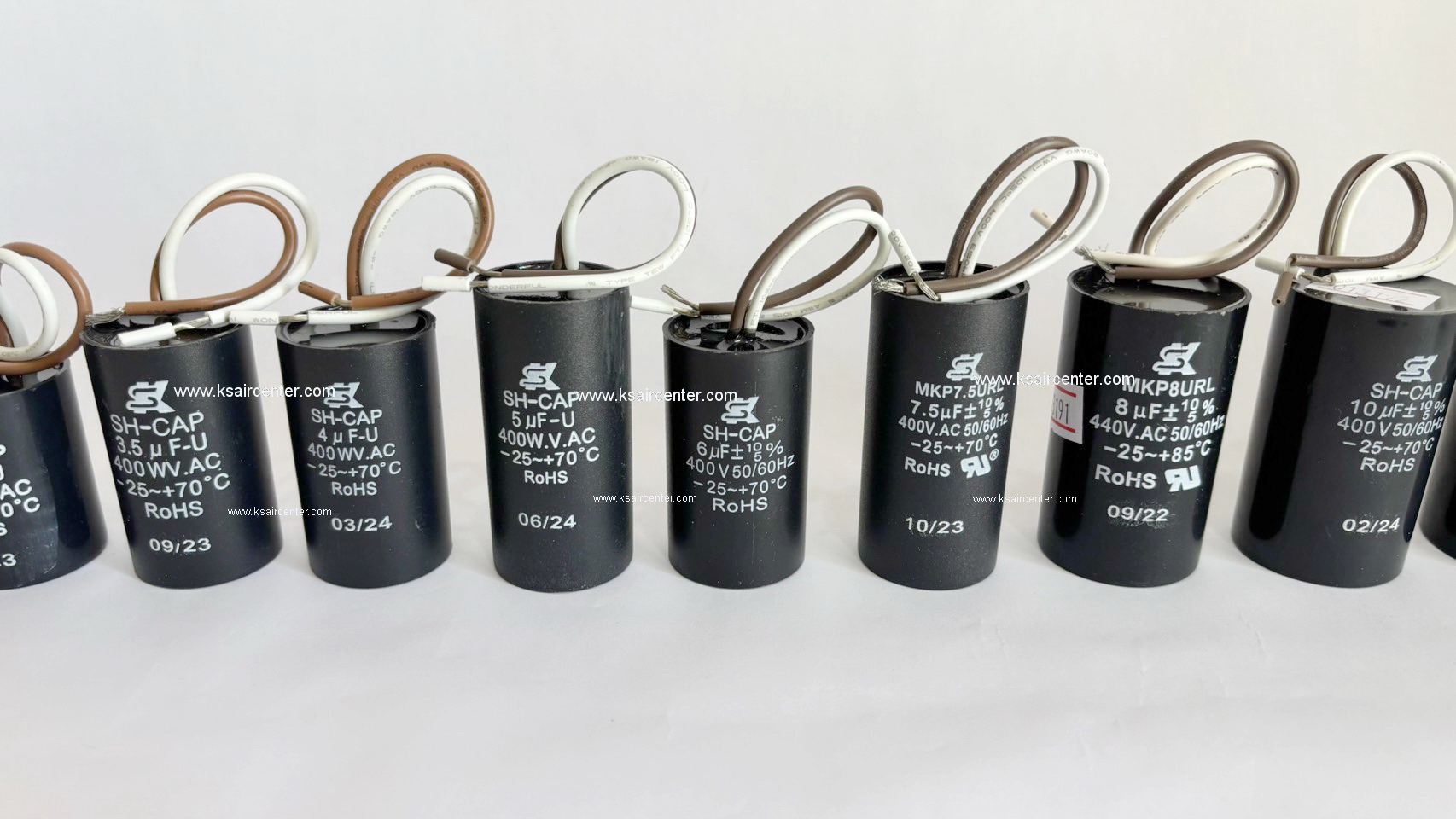 แคปพัดลม แบบกลม SK (ทรงกระบอก) ขนาด 4 MFD (รหัสสินค้า 013187)