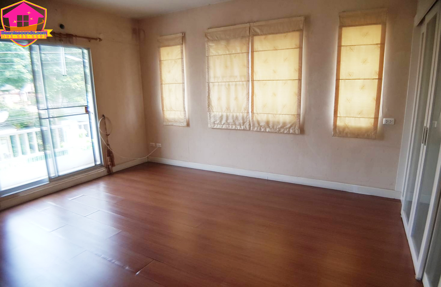 ขายบ้านเดี่ยว 2 ชั้น ม.พฤกษ์ลดา-พุทธสาคร (สาย4 ตัดใหม่) - เนื้อที่ 59.9 ตร.ว. - พื้นที่ใช้สอย 145 ตร.ม. - ขนาด 3 ห้องนอน 2 ห้องน้ำ