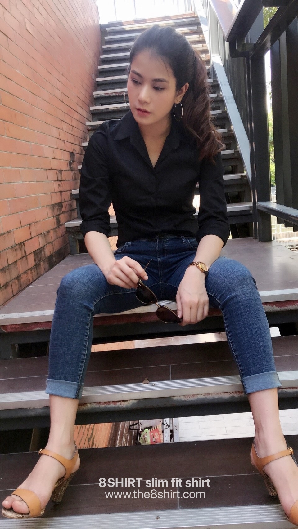 เสื้อเชิ้ตผู้หญิงสีดำ สลิมฟิต เข้ารูป แขนยาว เสื้อเชิ้ตทำงาน เสื้อยูนิฟอร์ม แบรนด์ 8SHIRT slim fit shirt พร้อมส่ง