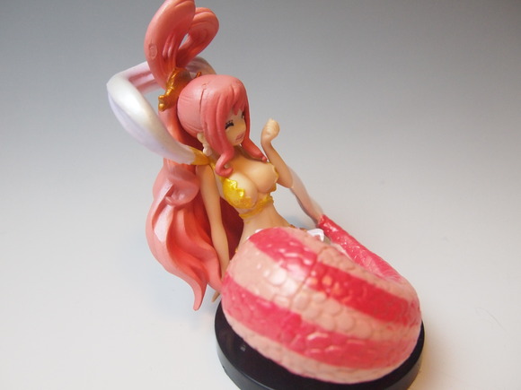 Shirahoshi Extra Version ของแท้ JP แมวทอง - Half Age Characters Bandai [โมเดลวันพีช]