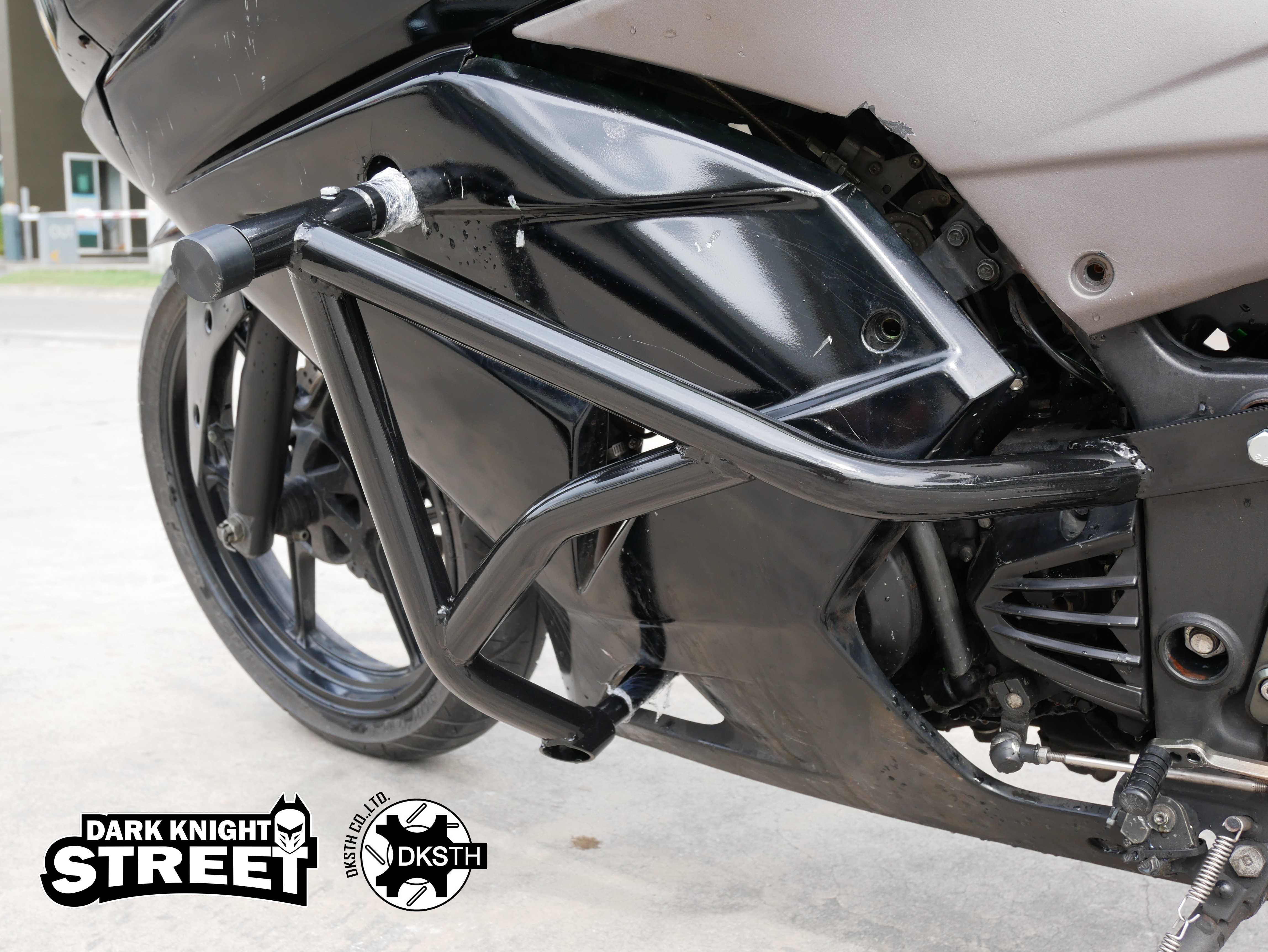 NINJA250R Crash cage