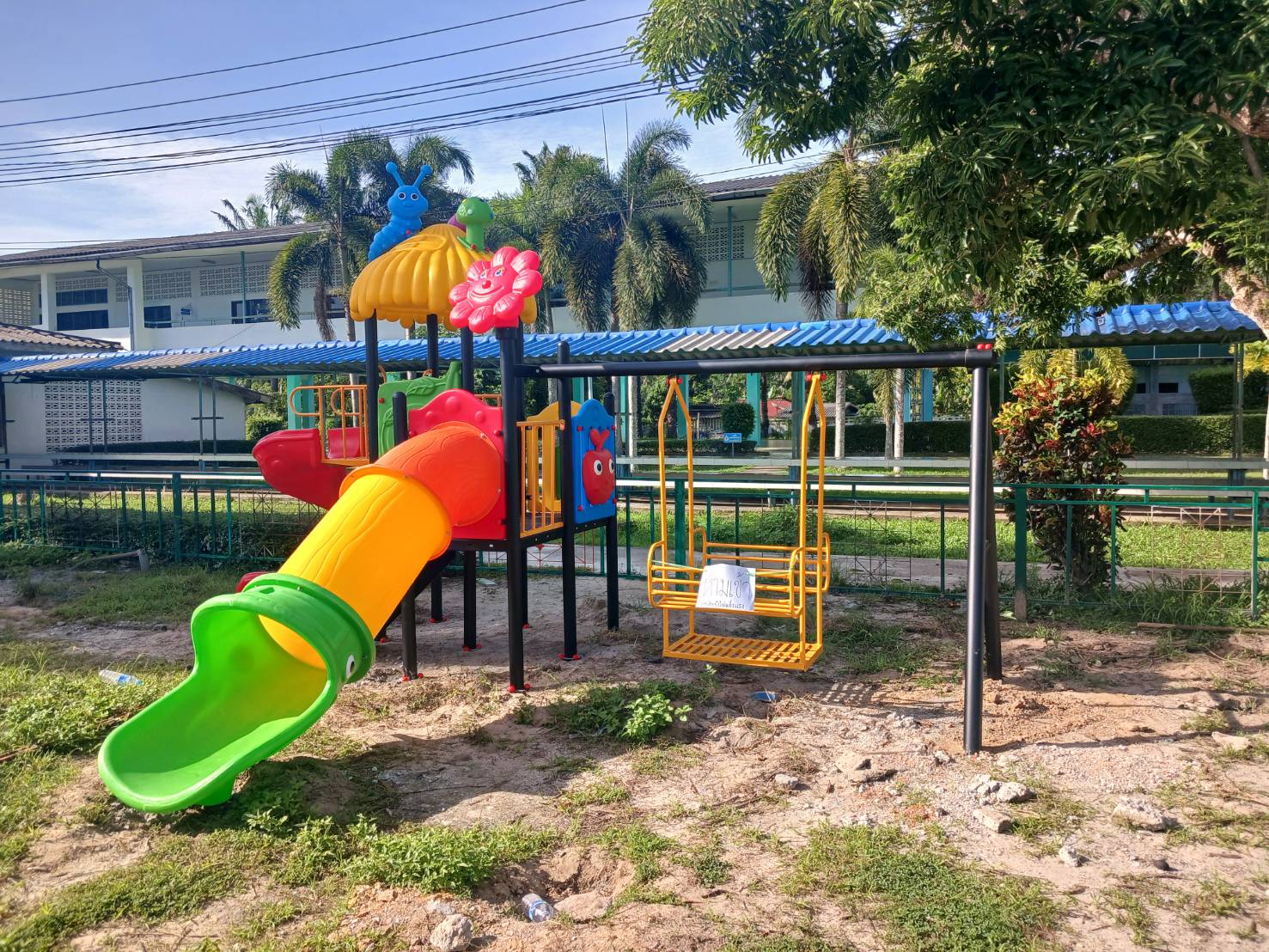 ส่งติดตัั้งฟรี เครื่องเล่นสนามกลางแจ้ง ชุดหลังคาหนอน ,สไลเดอร์ใหญ่,ครุภัณฑ์สนามเด็กเล่น,งบ.สพฐ,โครงการโรงเรียนประชารัฐ, เครื่องเล่นสนามระดับก่อนประถมศึกษา, งบประมาณ80,000