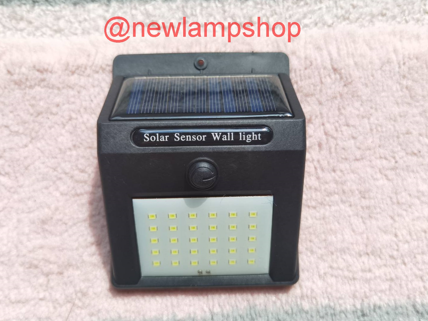 ไฟผนัง ไฟทางเดินโซลาร์เซลล์ 30 ดวง (Solar motion sensor light 30SMD)