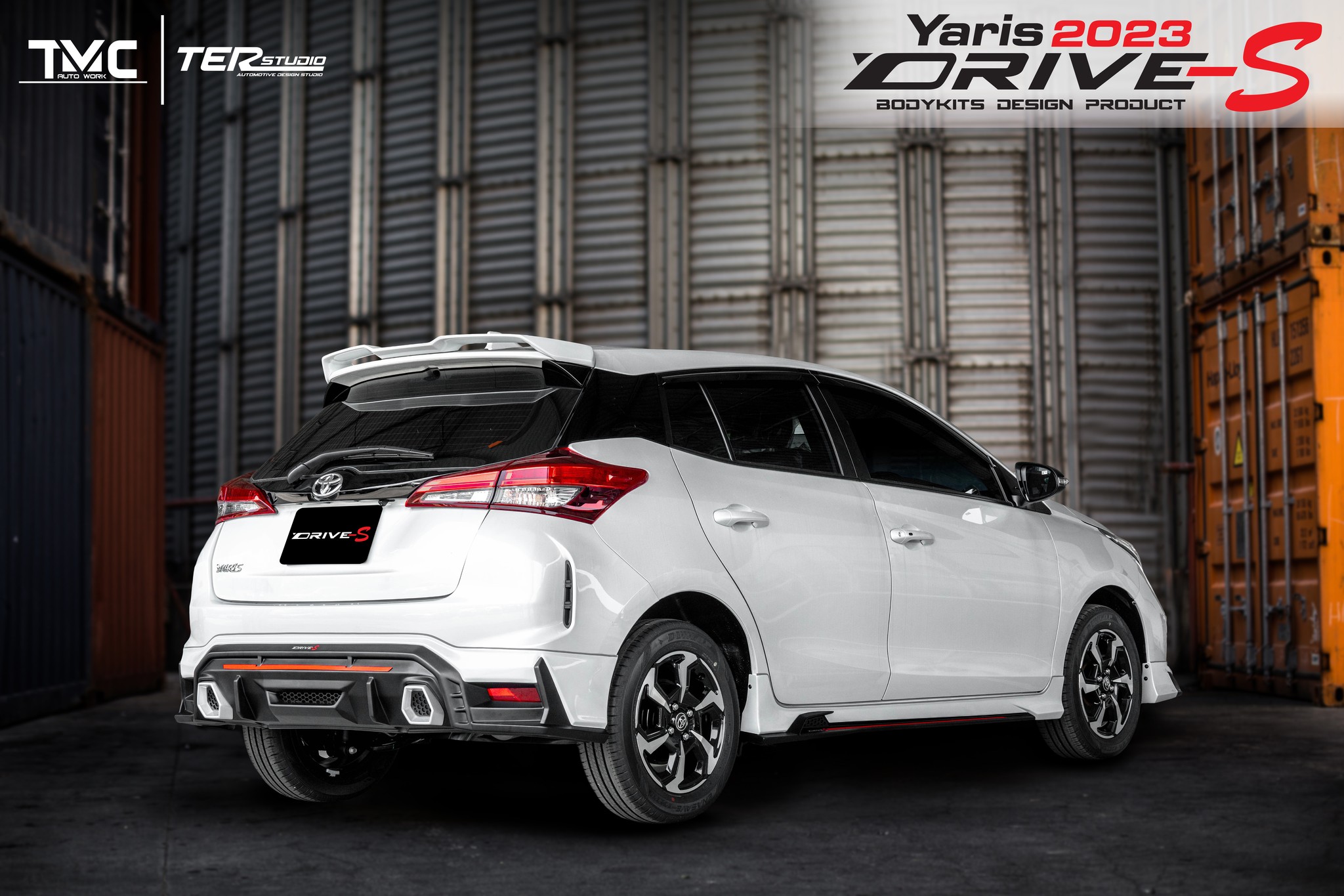 𝗗𝗥𝗜𝗩𝗘-𝗦 VS Toyota Yaris Hatchback 5Drs.'2023 [ชุดแต่ง 𝗗𝗥𝗜𝗩𝗘-𝗦 สปอร์ต เข้ม เต็ม MAX ติดไว้ไม่ตกเทรนด์ ]