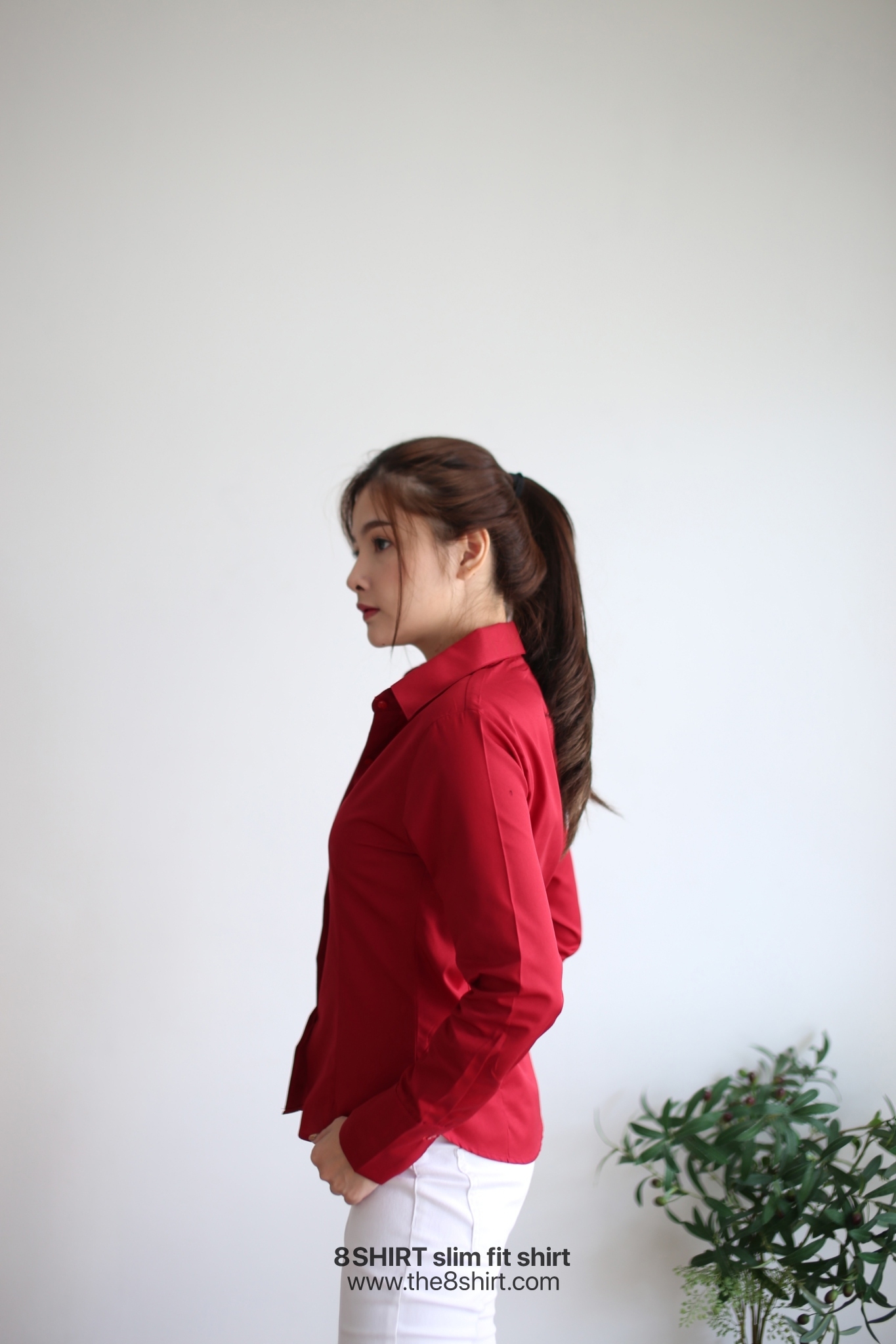 เสื้อเชิ้ตผู้หญิง แดงเลือดนก (Maroon Red) สลิมฟิต เข้ารูป แขนยาว เสื้อเชิ้ตทำงาน เสื้อยูนิฟอร์ม แบรนด์ 8SHIRT slim fit shirt พร้อมส่ง