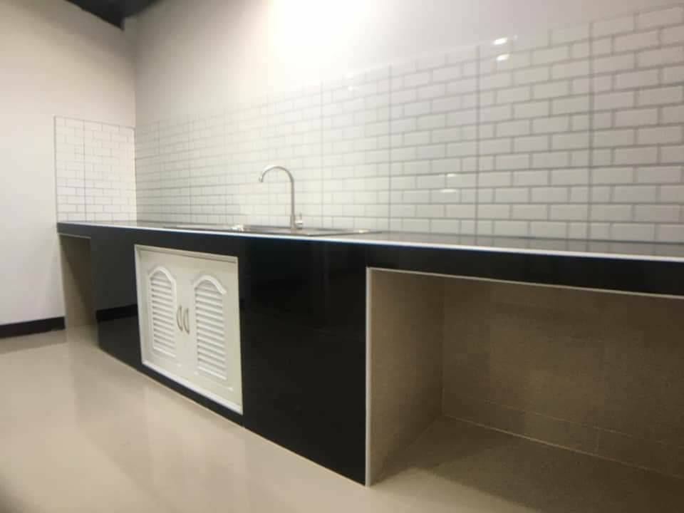 ขายบ้านทาวน์เฮ้าส์ ตกแต่งใหม่ พร้อมเข้าอยู่ 2ชั้น ขนาด 17.6ตรว. ซอยบางแค7 (ซอยยิ้มประยูร ) บางแค