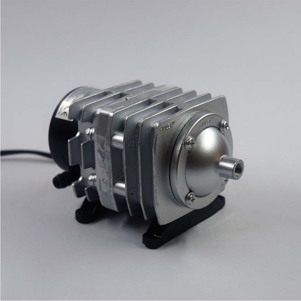 ปั้มออกซิเจน HAILEA รุ่น ACO-208 ท่อพักลม 2 นิ้ว ท่อแยกลม 20 ช่อง และอุปกรณ์พร้อมใช้งาน