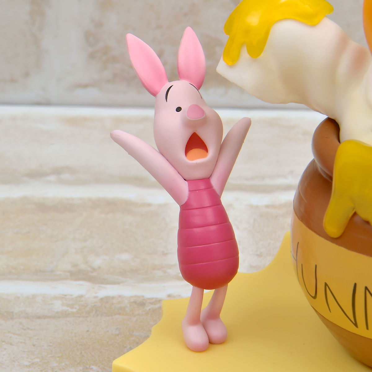 Winnie the Pooh & Piglet ของแท้ JP - Ichiban Kuji Banpresto [โมเดล Disney] (2 ตัว)