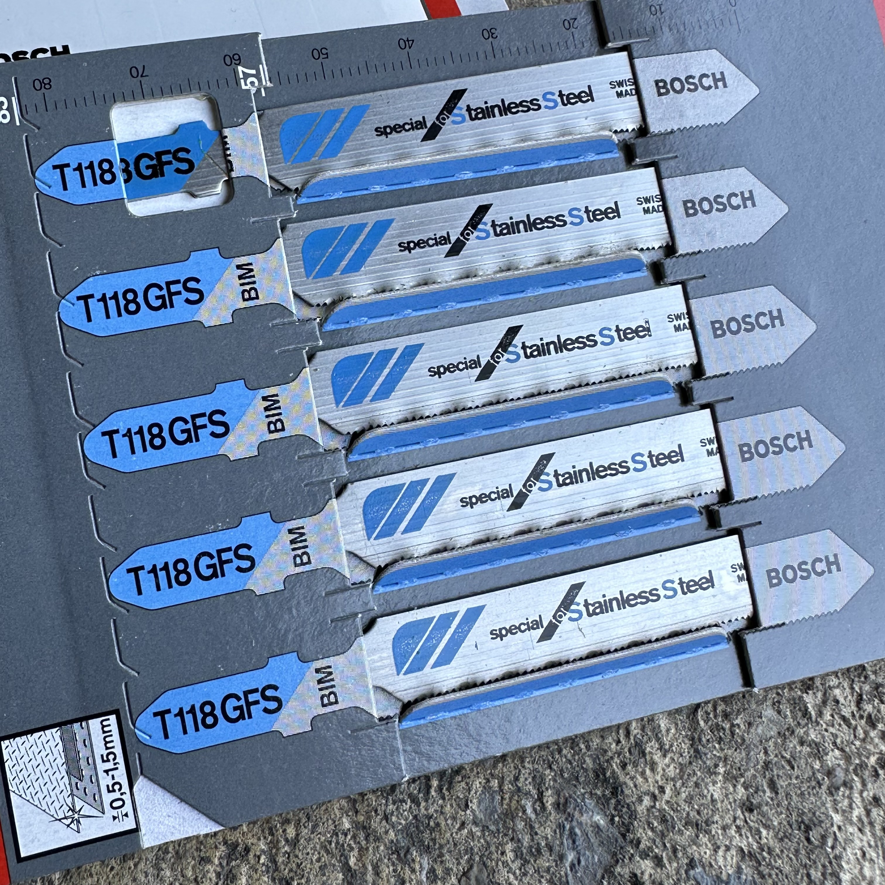 ใบจิ๊กซอว์ BOSCH T118GFS สเตนเลส/INOX 0.5-1.5 MM (แพ็คละ 5ใบ)