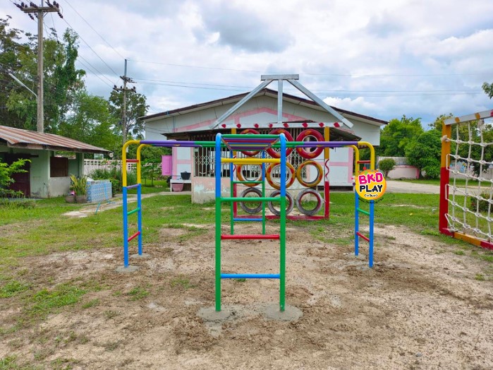 บาร์ไต่, เครื่องเล่นสนามกลางแจ้ง , เครื่องเล่นสนามแบบเหล็ก,ชิงช้า,สไลเดอร์,โยกเยกเหล็ก, ม้าหมุน, OutdoorPlayground, ราคาโรงงาน ขนาด 150x250x170 ซม.