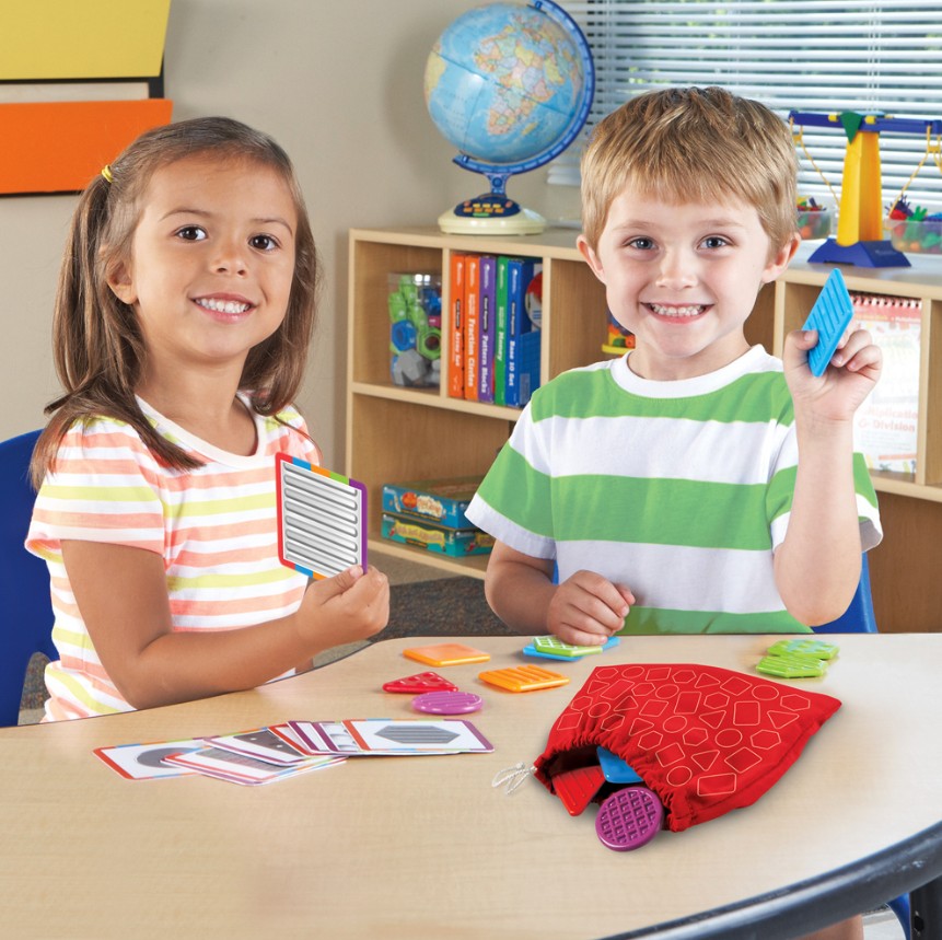 เกมจับคู่ผิวสัมผัส 4 แบบและรูปทรง 5 ประเภท ของเล่นเสริมพัฒนาการ, ของเล่นเด็กอนุบาล, สื่อการสอนเด็กอนุบาลมอนเตสซอรี่ ,สื่อการสอนประถม