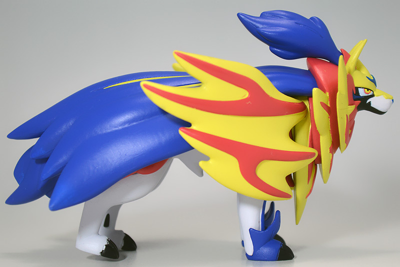 Zamazenta ของแท้ JP - Monster Collection Takara Tomy [โมเดลโปเกมอน]