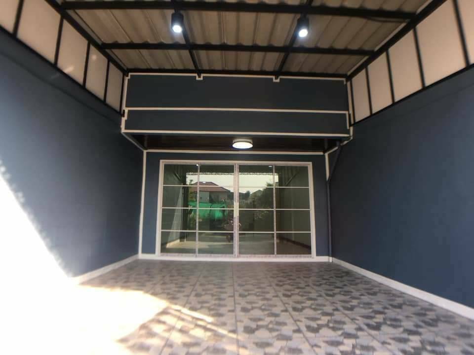 ขายบ้านทาวน์เฮ้าส์ ตกแต่งใหม่ พร้อมเข้าอยู่ 2ชั้น ขนาด 17.6ตรว. ซอยบางแค7 (ซอยยิ้มประยูร ) บางแค