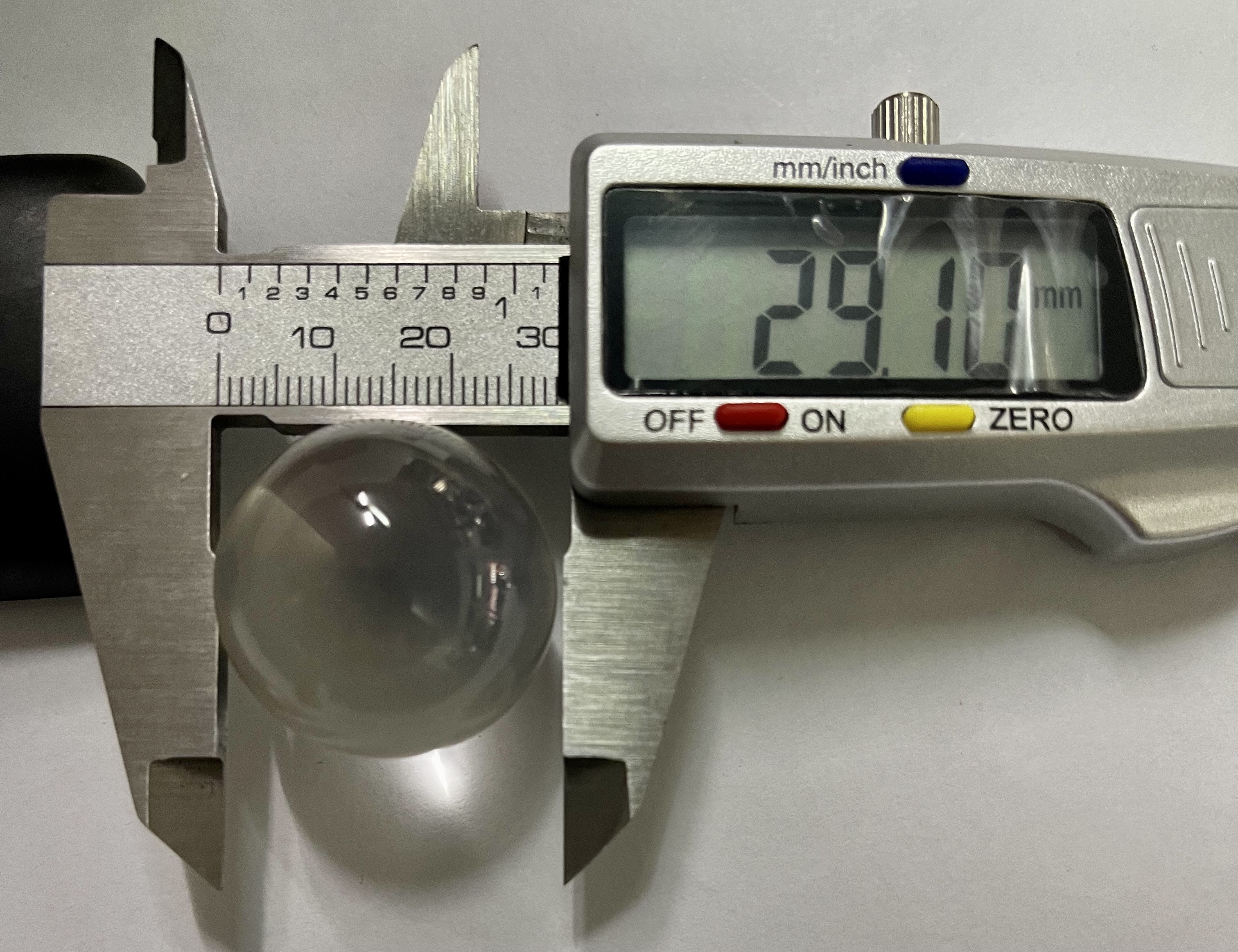 ดวงแก้วจุยเจีย เส้นผ่านศูนย์กลาง2.9 cm. ใสมากๆ ใสกิ๊ก