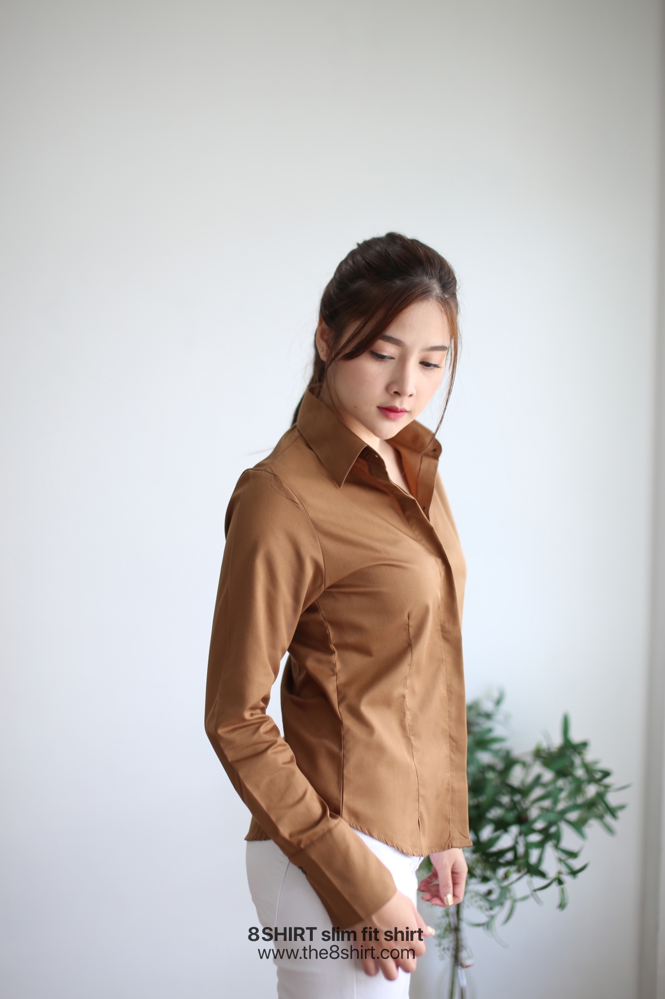 เสื้อเชิ้ตผู้หญิง สีน้ำตาลทอง (Gloden Brown) สลิมฟิต เข้ารูป แขนยาว เสื้อเชิ้ตทำงาน เสื้อยูนิฟอร์ม แบรนด์ 8SHIRT slim fit shirt พร้อมส่ง