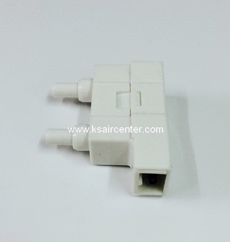 สวิทซ์ตู้เย็น SANYO แบบ 2 ปุ่ม 3 ขา R106F