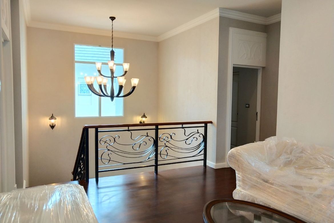 บ้านเดี่ยว เดอะ พาลาซโซ่ ราษฎร์บูรณะ 27mb THE PALAZZO RATBURANA 2 ชั้น เนื้อที่ : 102.6 พื้นที่ใช้สอย : 320 ห้องนอน : 3