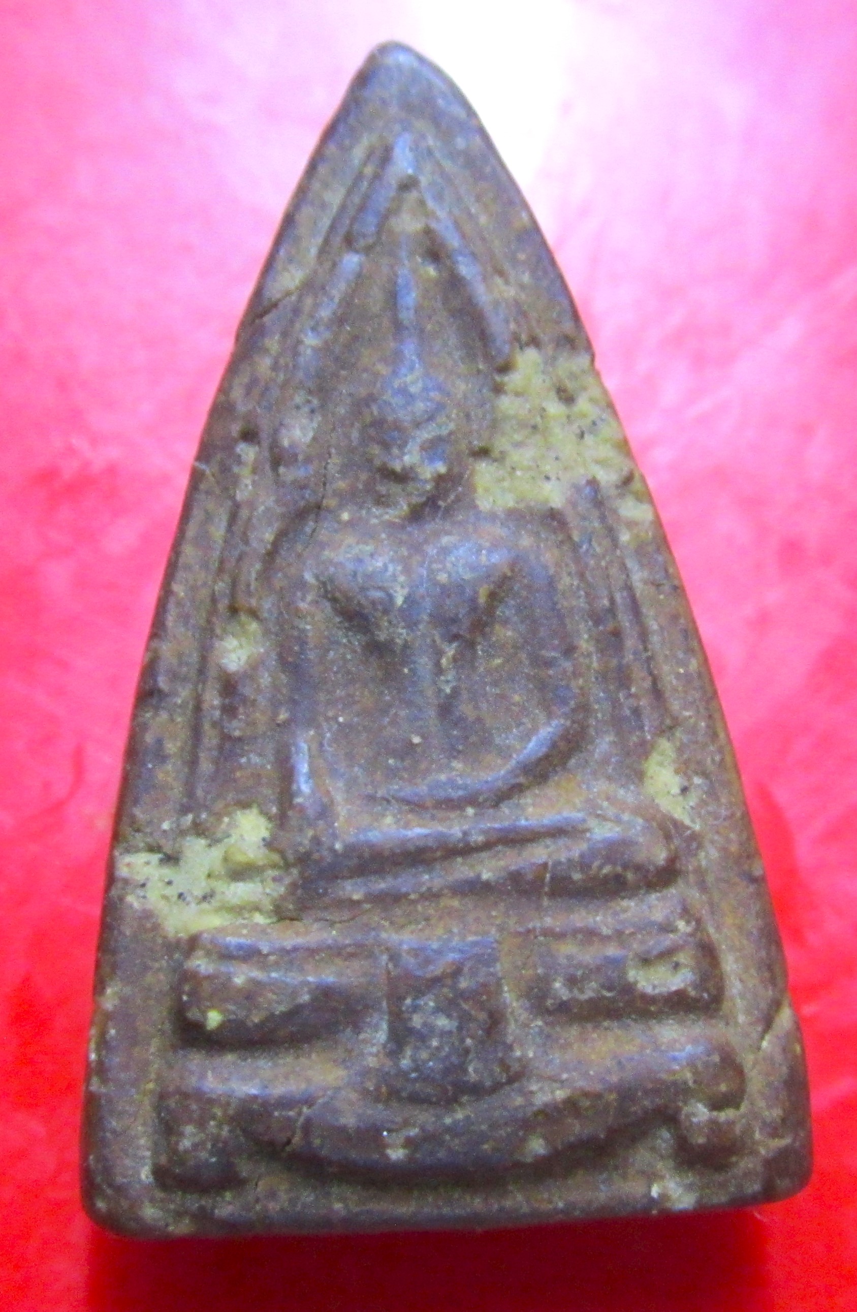 พระผงเก่า ยอดขุนพล พิมพ์สามเหลี่ยม พระแท้เก่าไม่ทราบที่