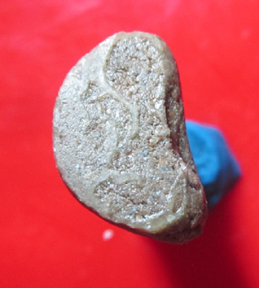 พระรูปหล่อพระปิดตาลอยองค์ เนื้อว่านมงคล ครูบา หรือ หลวงพ่อ ไม่ทราบที่