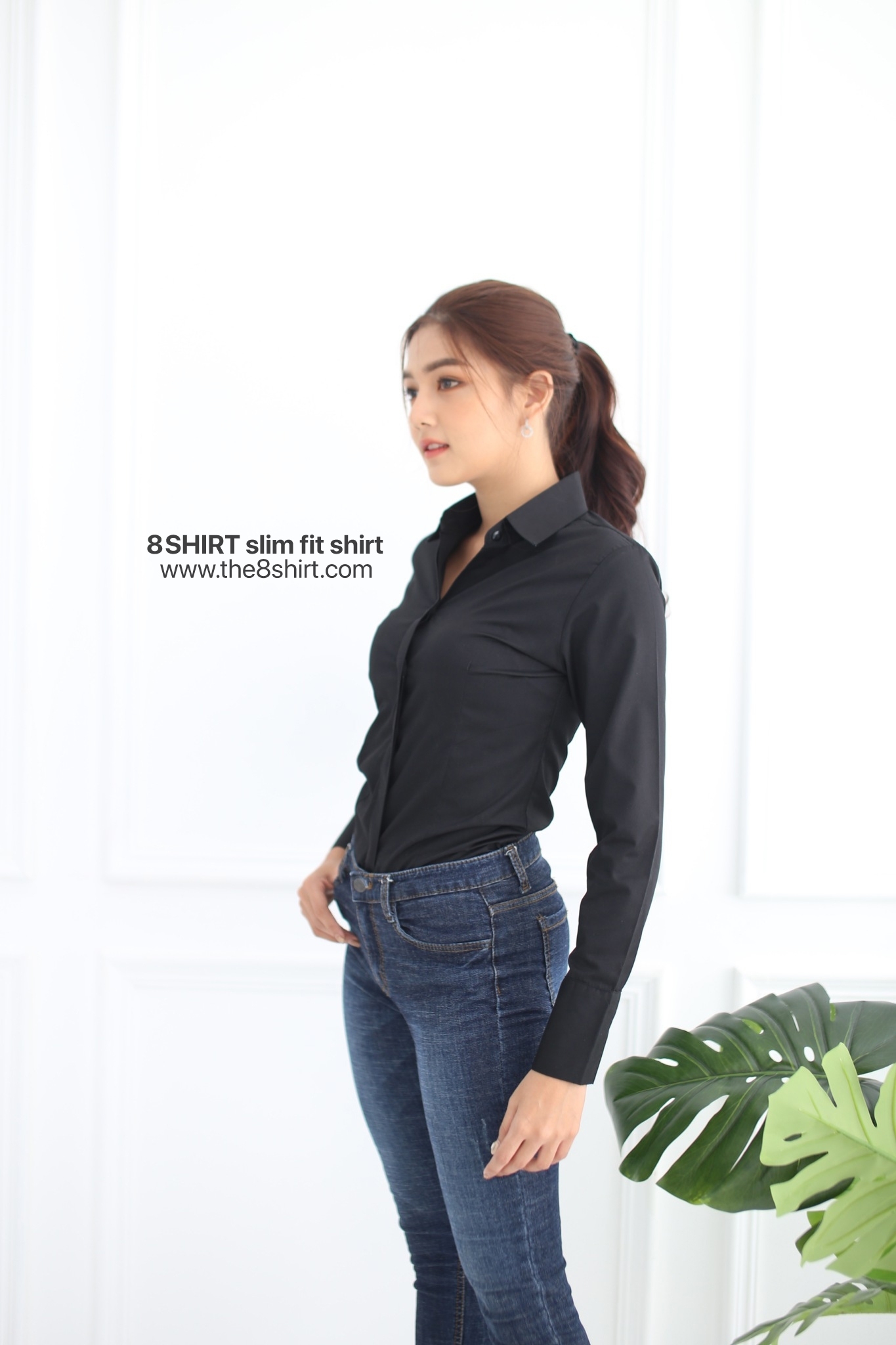 เสื้อเชิ้ตผู้หญิงสีดำ สลิมฟิต เข้ารูป แขนยาว เสื้อเชิ้ตทำงาน เสื้อยูนิฟอร์ม แบรนด์ 8SHIRT slim fit shirt พร้อมส่ง