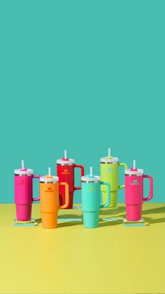 Adventure Quencher 2.0 TM Tumbler 30Oz Nectraine