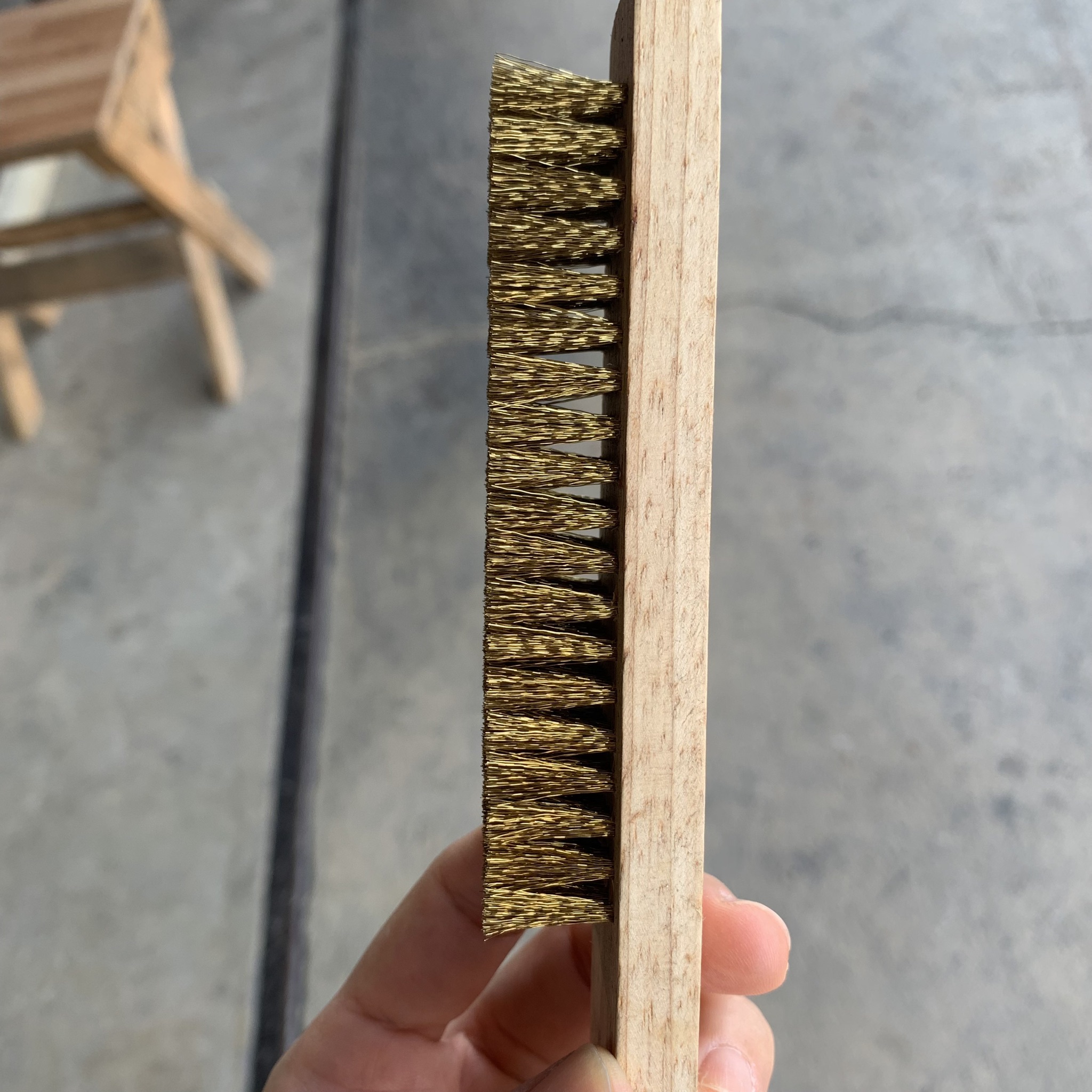 แปรงลวดทองเหลืองตราสมอ 5 แถว