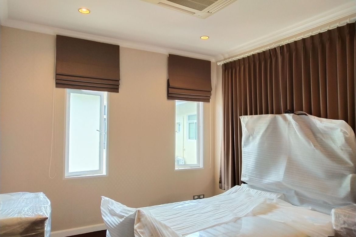 บ้านเดี่ยว เดอะ พาลาซโซ่ ราษฎร์บูรณะ 27mb THE PALAZZO RATBURANA 2 ชั้น เนื้อที่ : 102.6 พื้นที่ใช้สอย : 320 ห้องนอน : 3