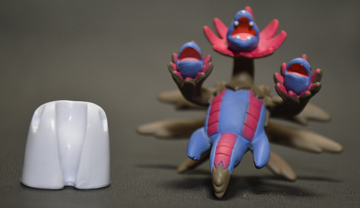 Hydreigon ของแท้ JP - Monster Collection Takara Tomy [โมเดลโปเกมอน]