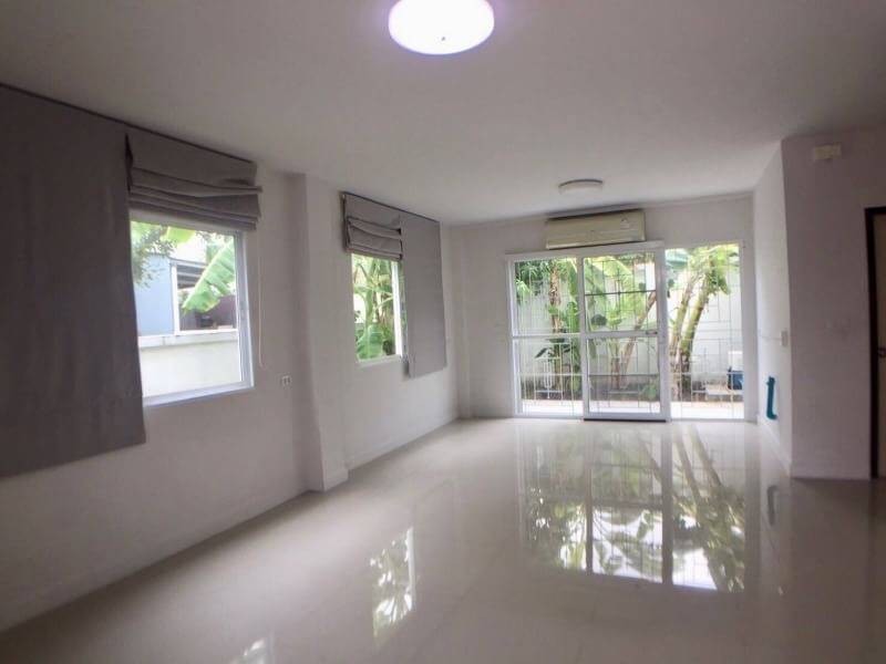 ขายทาวน์เฮ้าส์ ศุภาลัย พรีโม่ วัดส้มเกลี้ยง 2 ชั้น 30 ตรว 3 นอน หลังมุม ต้นโครงการ สภาพใหม่ สวย ถูกสุดในโครงการ