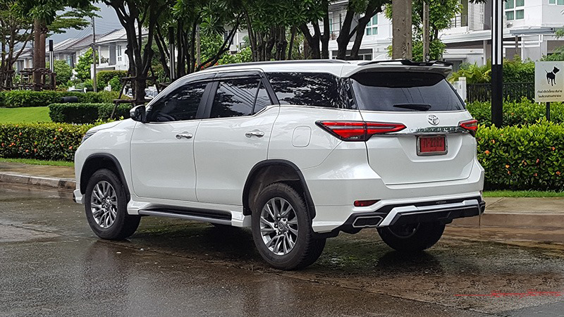 Vazooma-Luxury By TMC VS Toyota All New Fortuner'2020-On [พิเศษให้เยอะกว่าใคร...พบได้แล้วที่นี่]