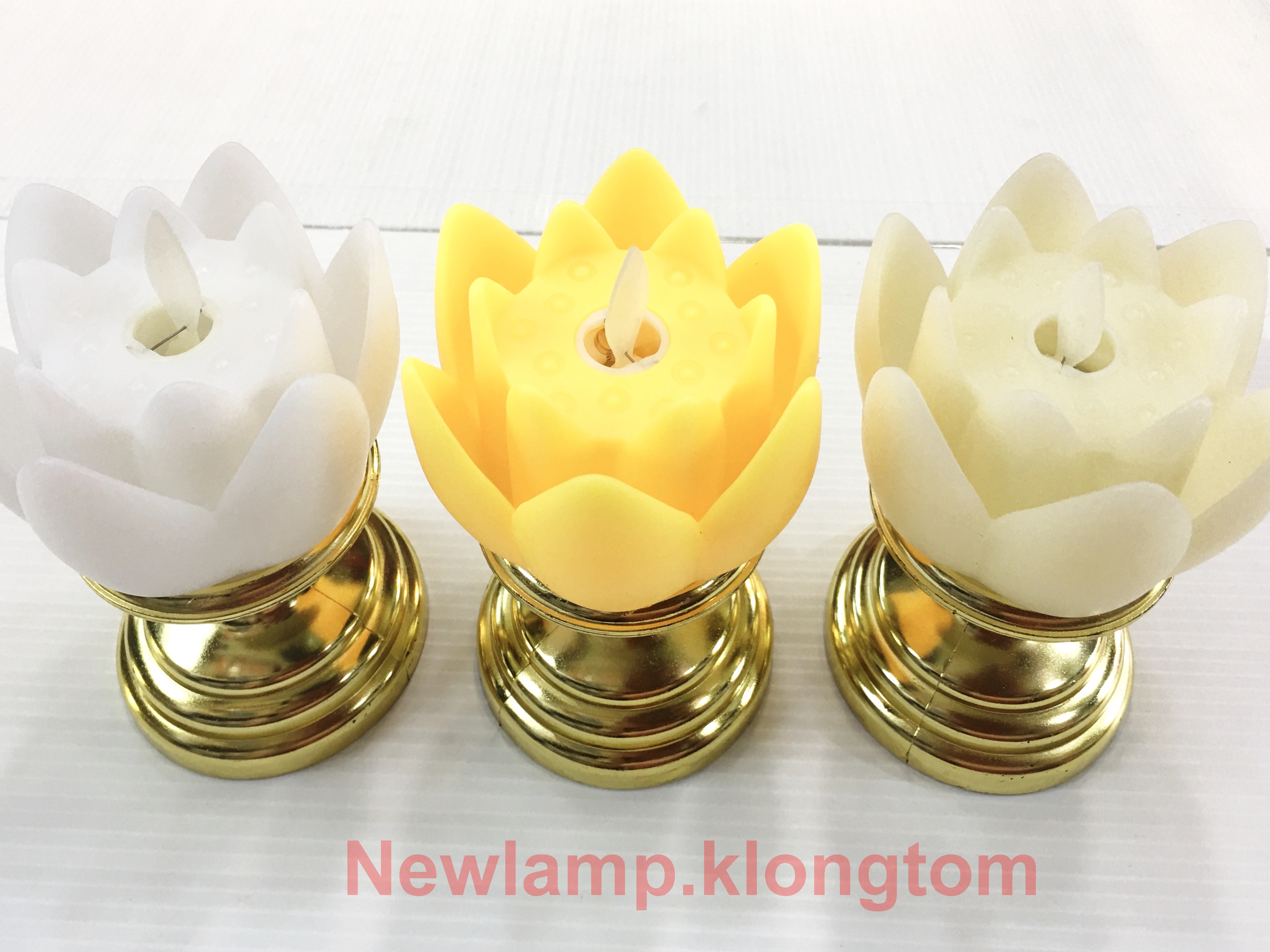 เชิงเทียน LED รูปดอกบัว LED ใส่ถ่าน 3A