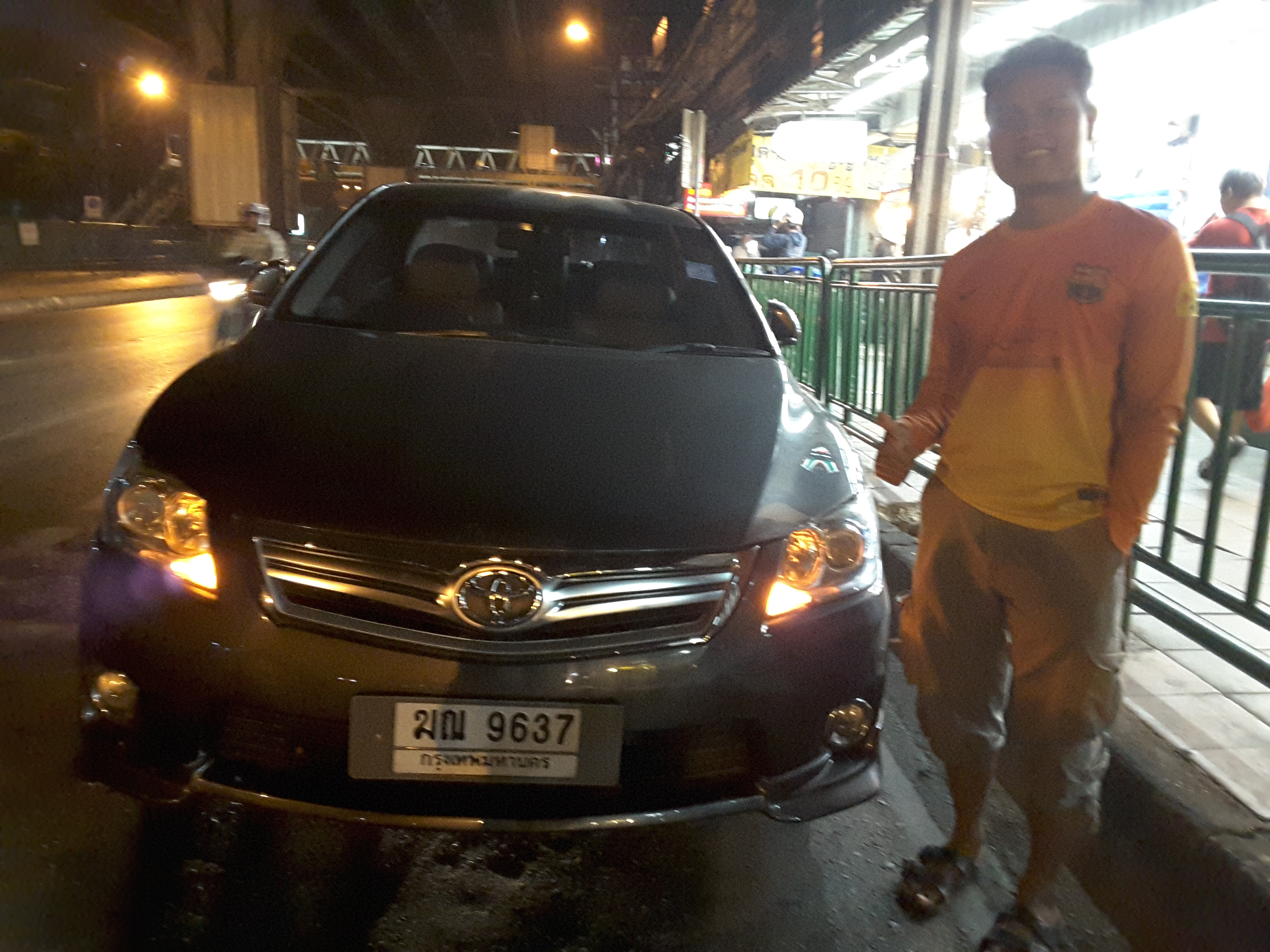 9DEN&RBS VS TOYOTA CAMRY HYBRID'09-11[ชุดแต่งหล่อเหลาที่ใครๆก็ต้องเหลี่ยวมอง]