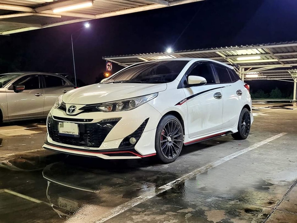 Faustino VS TOYOTA Yaris Hatback 5Drs'17-On [ถ้าหัวใจมันบอกว่าใช่ แล้วคุณจะรออารายยย!!]