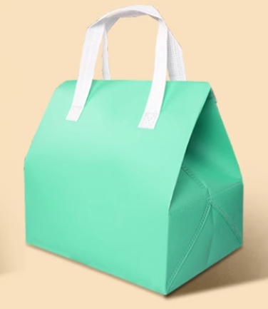 ถุงหิ้วเก็บความเย็นพิมพ์ลาย ถุงฟอยล์เก็บความเย็น ถุงเก็บอุณหภูมิ ถุงไอติม ถุงกาแฟ ถุงเค้ก พิมพ์ Logo ได้