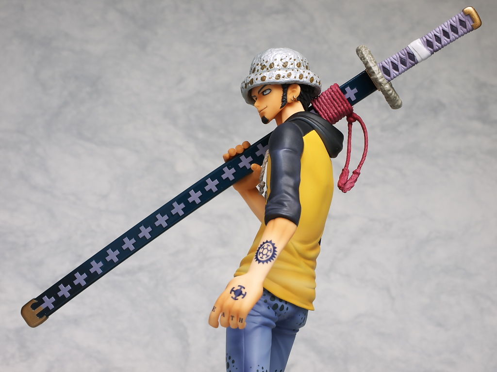 Law ของแท้ JP แมวทอง - POP Deluxe Megahouse [โมเดลวันพีช]