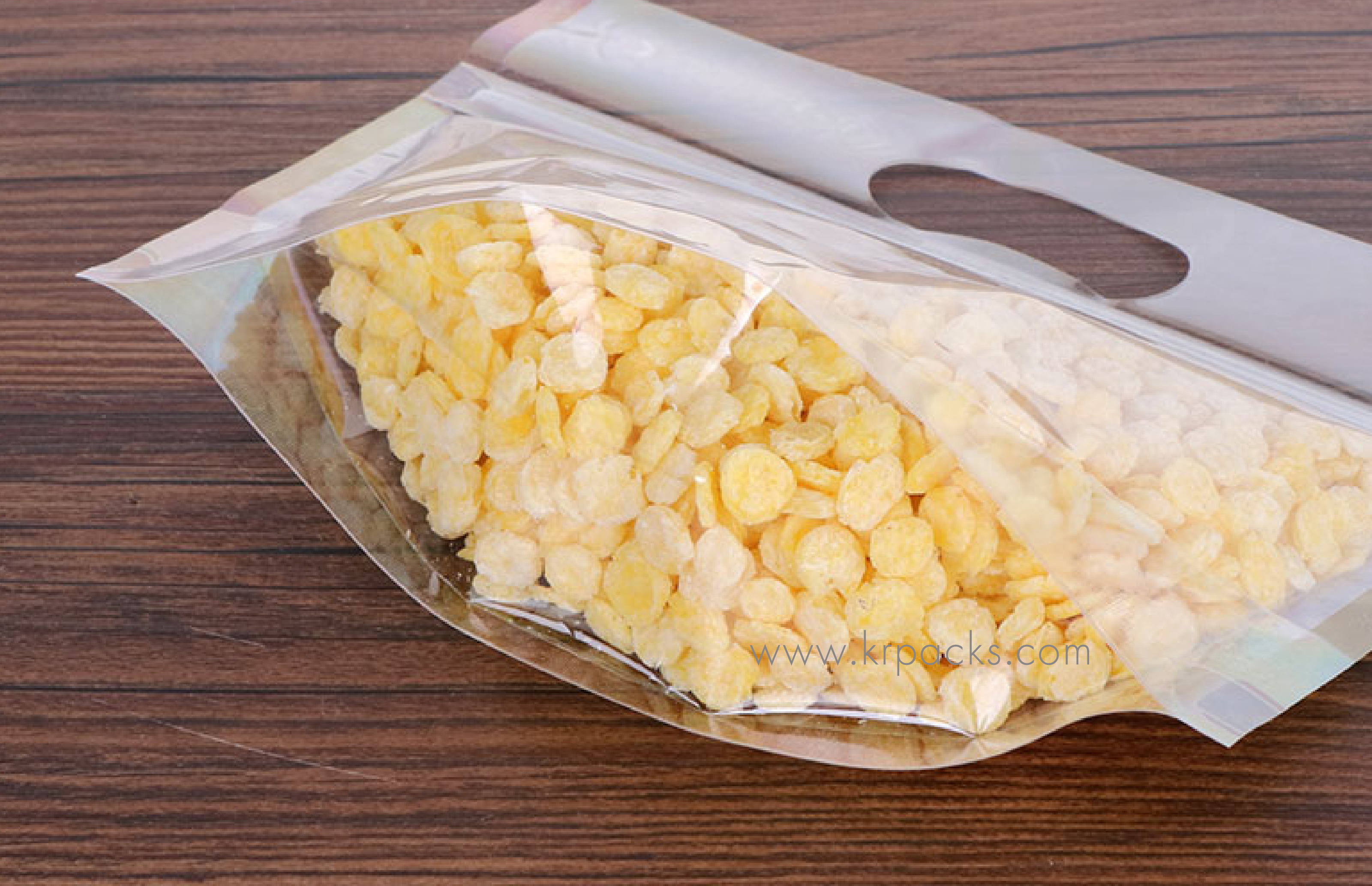 ถุงซิปก้นตั้ง พลาสติกใส แนวนอน