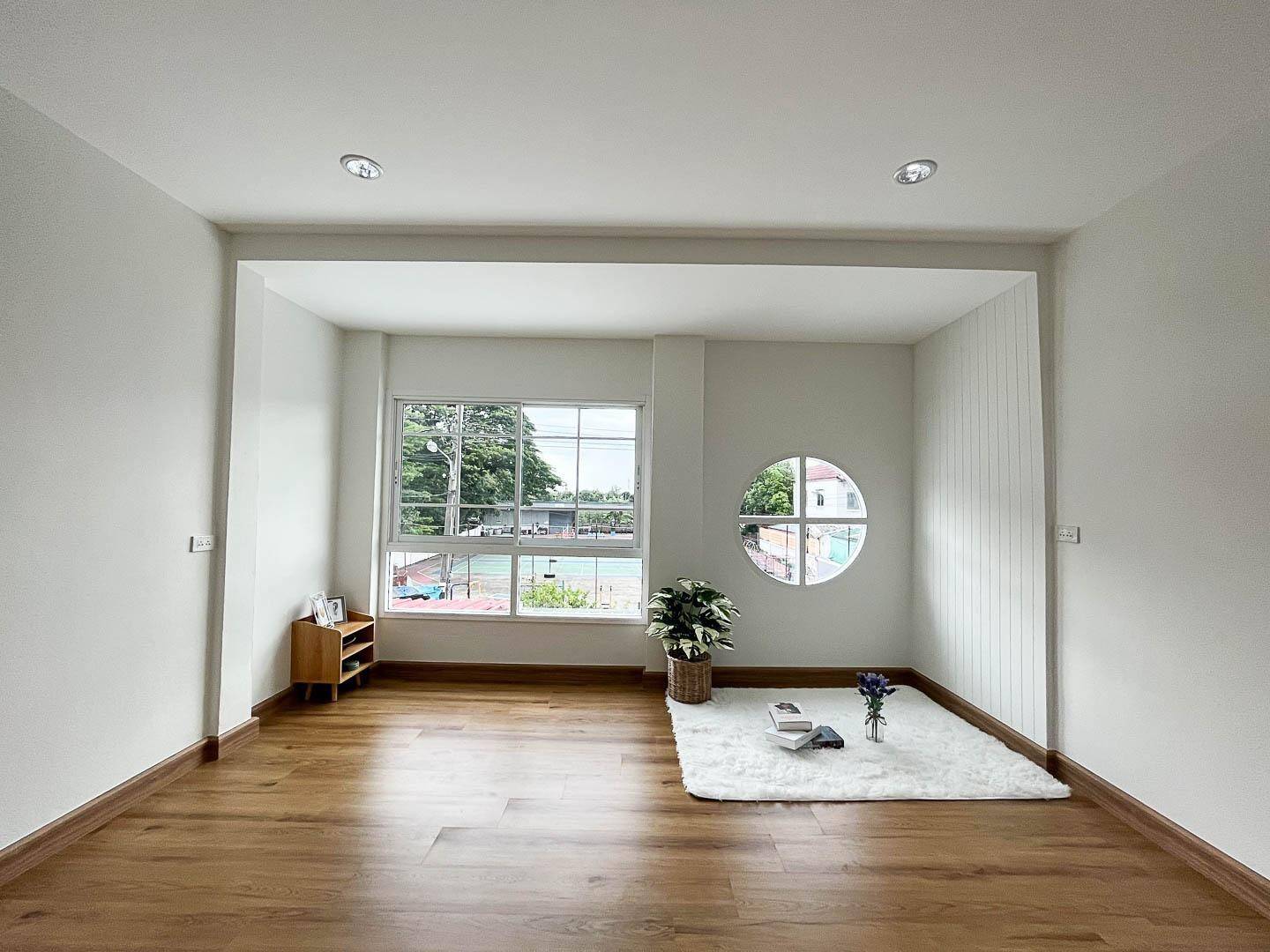 ขายแล้ว* ทาวน์เฮ้าส์ ทำเลพุทธมณฑลสาย 4 หมู่บ้าน จิตรณรงค์ 21 ขนาดพื้นที่ 16 ตรว. รีโนเวทใหม่ พร้อมอยู่ เพียง 1.38 ล้าน บาท