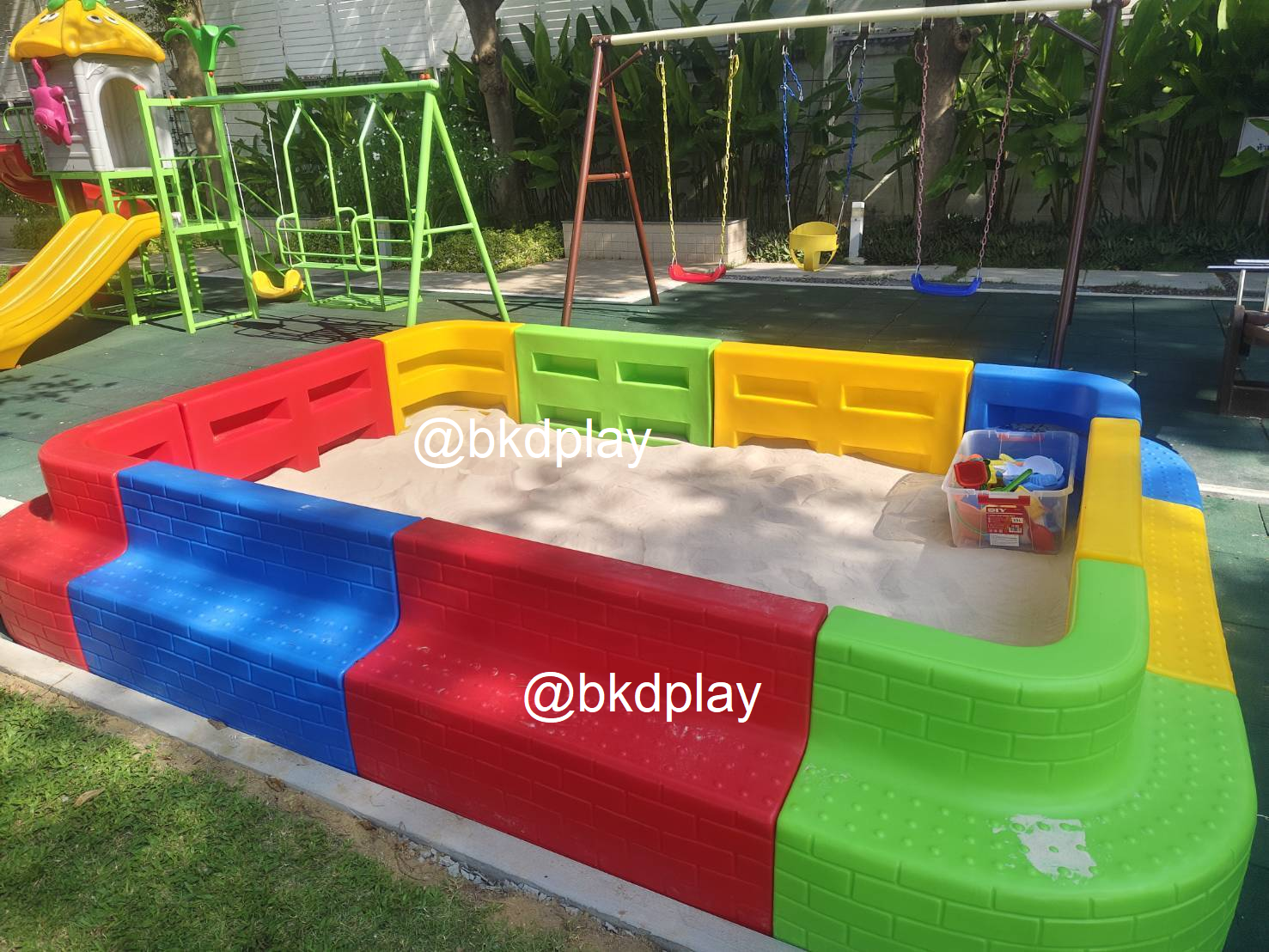 บ่อทรายพร้อมที่นั่ง (จัตุรัส) บ่อบอลพร้อมที่นั่ง บ่อบอล บ่อบอลพลาสติก, คอกกั้นเด็ก,ขนาด 294x294x58 cm.