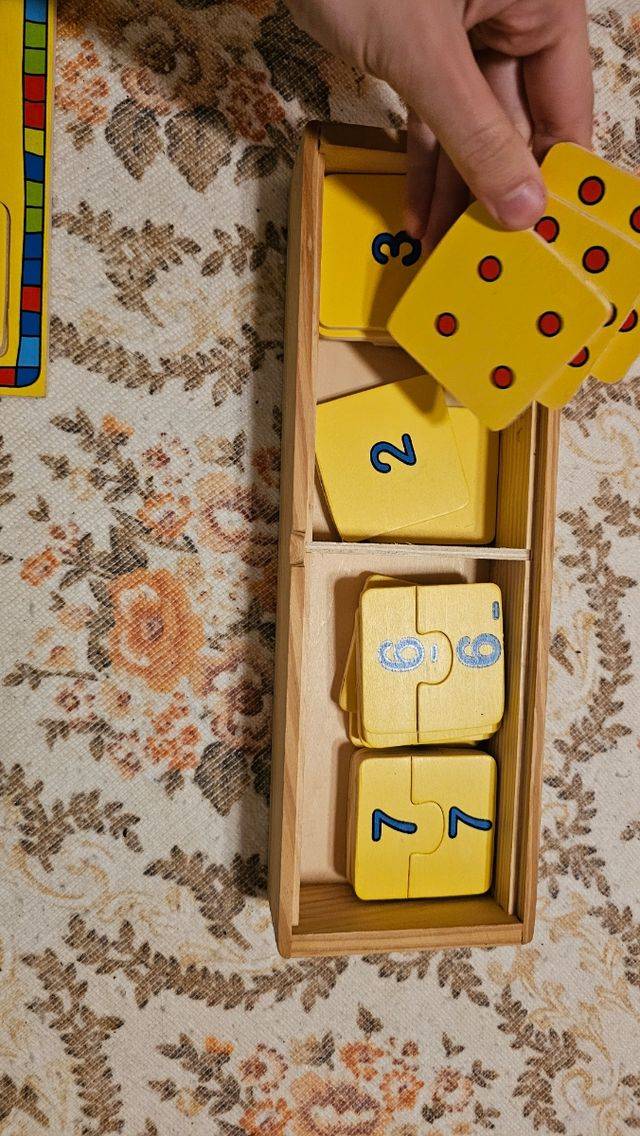 กล่องจิ๊กซอว์บวกลบ (ตัวเลข/จุด) ,ของเล่นไม้ ,ตัวเลข,บวกลบเลข ของเล่นเสริมทักษะการเรียนรู้, ของเล่นเสริมพัฒนาการเด็กอนุบาล, สื่อการสอนปฐมวัย, พร้อมส่ง