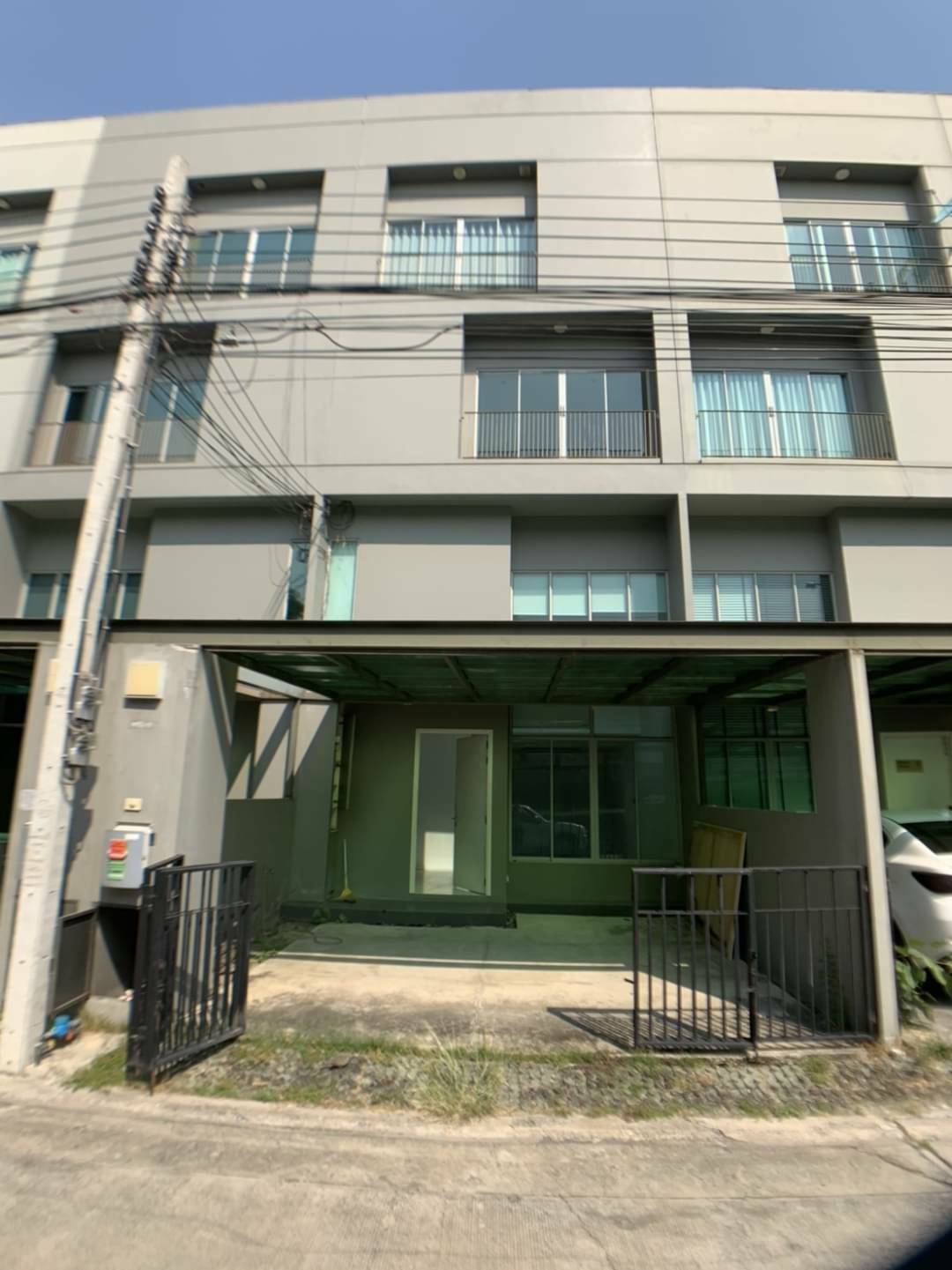 ขาย ทาวน์โฮม Patio พาทิโอ แจ้งวัฒนะ ( เมืองทอง ) 22 ตารางวา