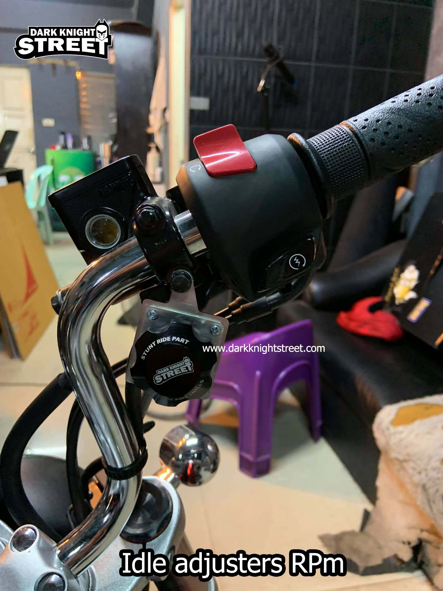 Monkey125 Idle adjusters Rpm