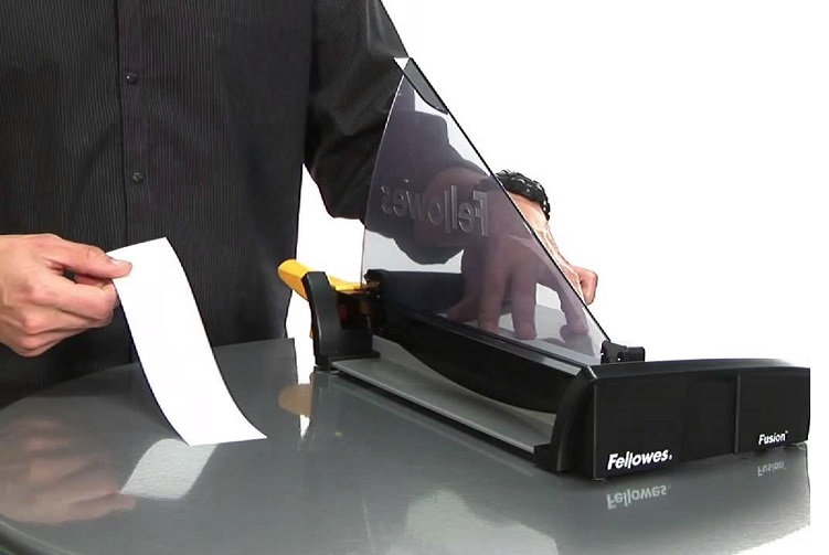แท่นตัดกระดาษ Fellowes รุ่น Fusion A4