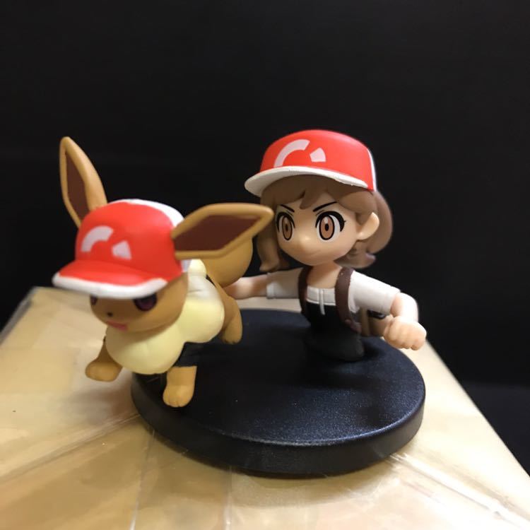 Eevee & Trainer ของแท้ JP - Pokemon Center [โมเดลโปเกมอน] (2 ตัว)