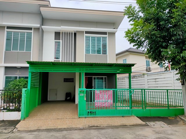 ขายทาวน์เฮ้าส์ 2 ชั้น พฤกษาวิลล์77 ติดถนน พุทธมณฑลสาย4 บ้านใหม่ ทำเลดี หลังริมใน ทิศดี ไม่ร้อน 33.3 ตารางวา