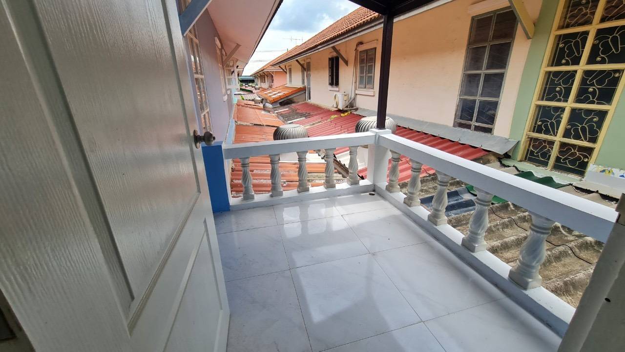 ขายหมู่บ้านพฤกษา 11 คลองหลวงเรียบคลอง3ปทุมธานี มีเงินเดือน 14,000 ผ่อนเดือนละ6,000