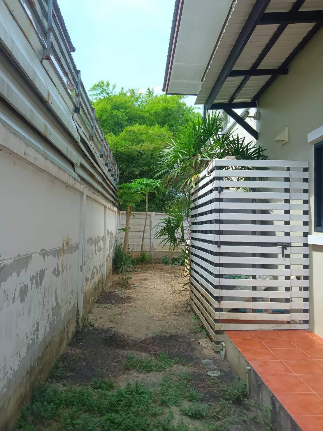 *เช่าแล้ว*ให้เช่า บ้านเดี่ยว 2 ชั้น 69.6ตร.ว. ถนนพุทธมณฑลสาย7 ถนนกำลังขยายทางเป็น 6เลน . 17,000บาท /เดือน