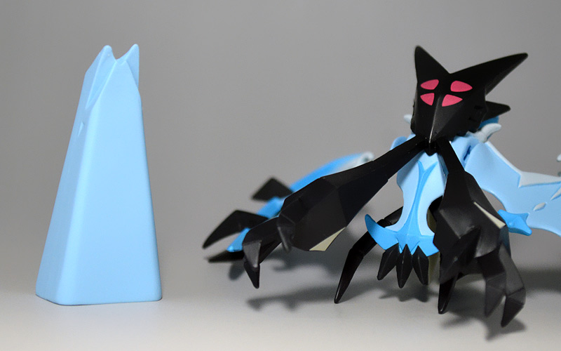 Necrozma Dawn Wings ของแท้ JP - Monster Collection Takara Tomy [โมเดลโปเกมอน]