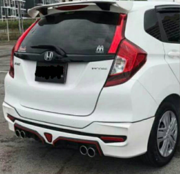 9DEN-MD-STYLE'17 VS HONDA JAZZ 2017-ON แค่เอาใจมา ก็ได้แระ 1000% กับท้ายท่อคู่แท้ พร้อมแล้วที่จะไปกับคุณ